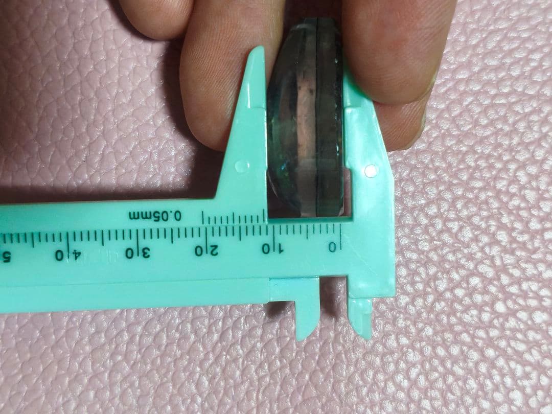 高品質内包美密デンドリティッククォーツルース　　雫型ペンダントトップ貫通穴有り