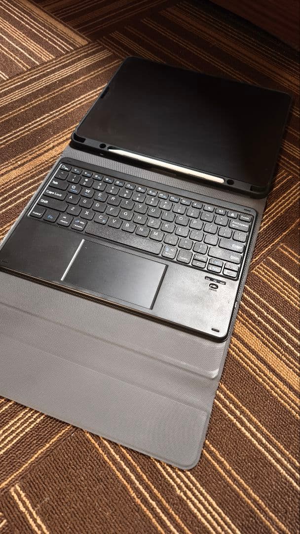 iPad Pro12.9インチ 128GB 第4世代　カバー、キーボード付き