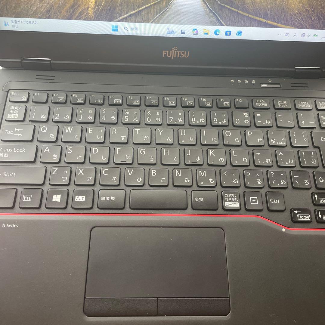 Win11✨8GB✨薄型＆超軽量✨ノートパソコン✨持ち運びに