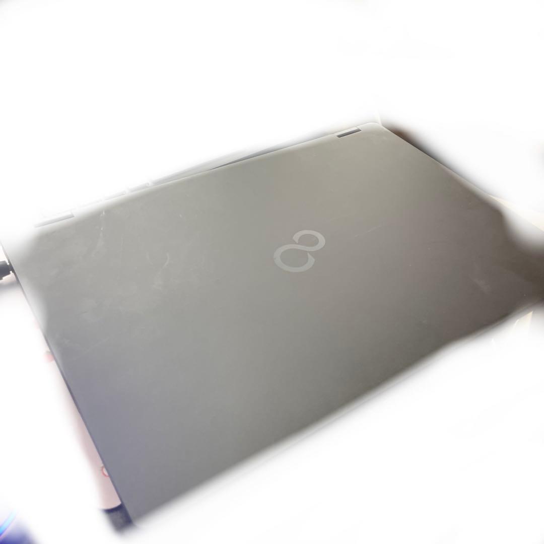 Win11✨8GB✨薄型＆超軽量✨ノートパソコン✨持ち運びに