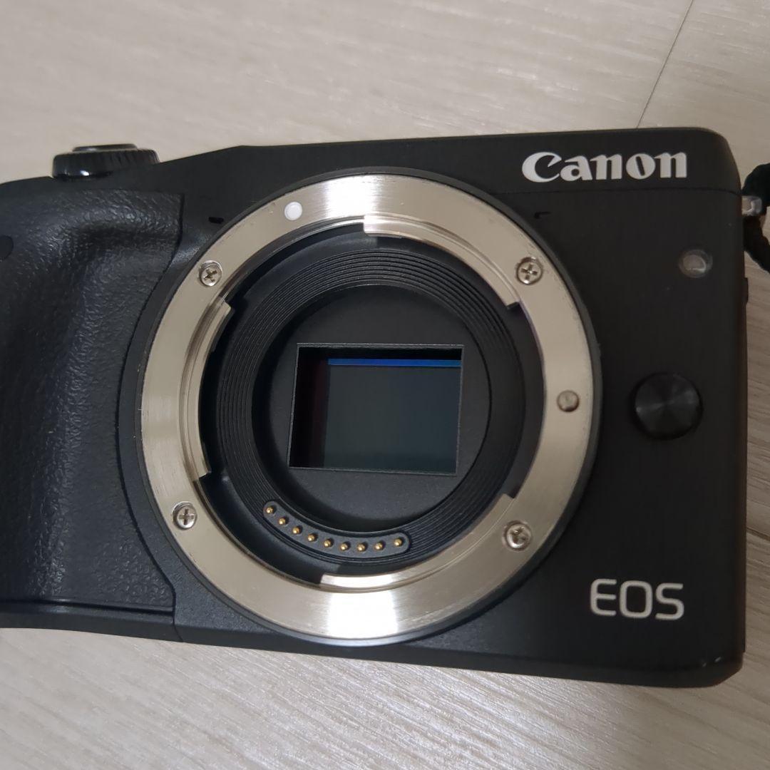 CANON　EOS M3　ミラーレス一眼レフカメラ　デジカメ ダブルレンズキット