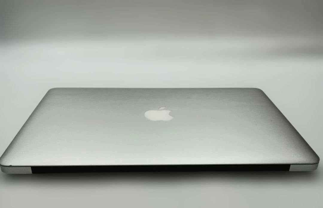 MacBook Air A1466 Corei5 SSD256GB 13インチ