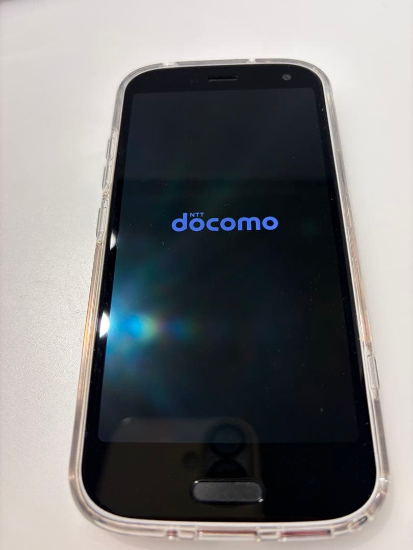 ■【中古】FCNT らくらくスマートフォン　F-52B