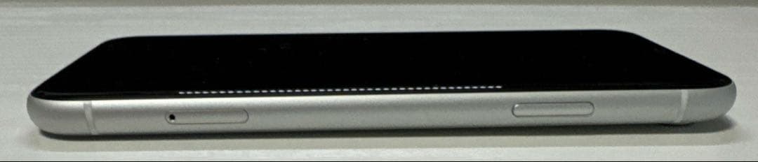 Apple iPhone XR 64GB simフリーホワイト