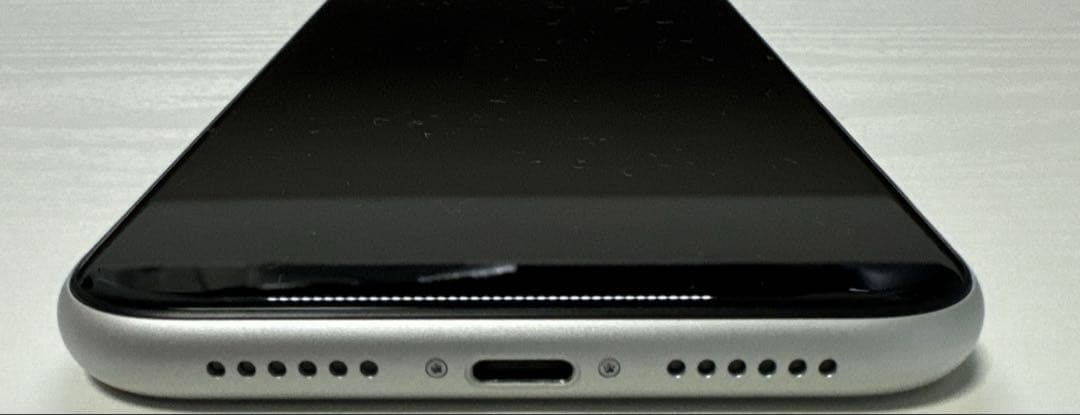 Apple iPhone XR 64GB simフリーホワイト