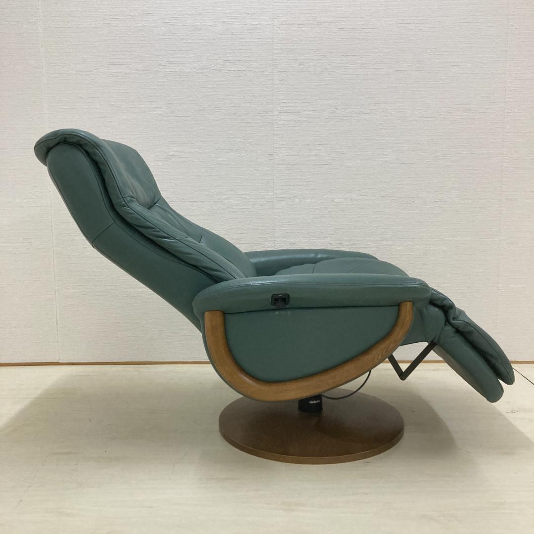 【カリモク】本革　回転式　リクライニングソファ　パーソナルチェア　１人掛け