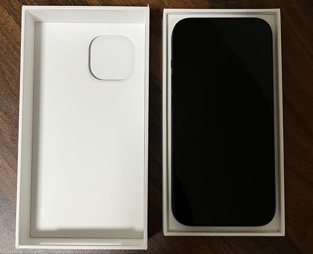 iPhone15 256GB ブラック　SIMフリー