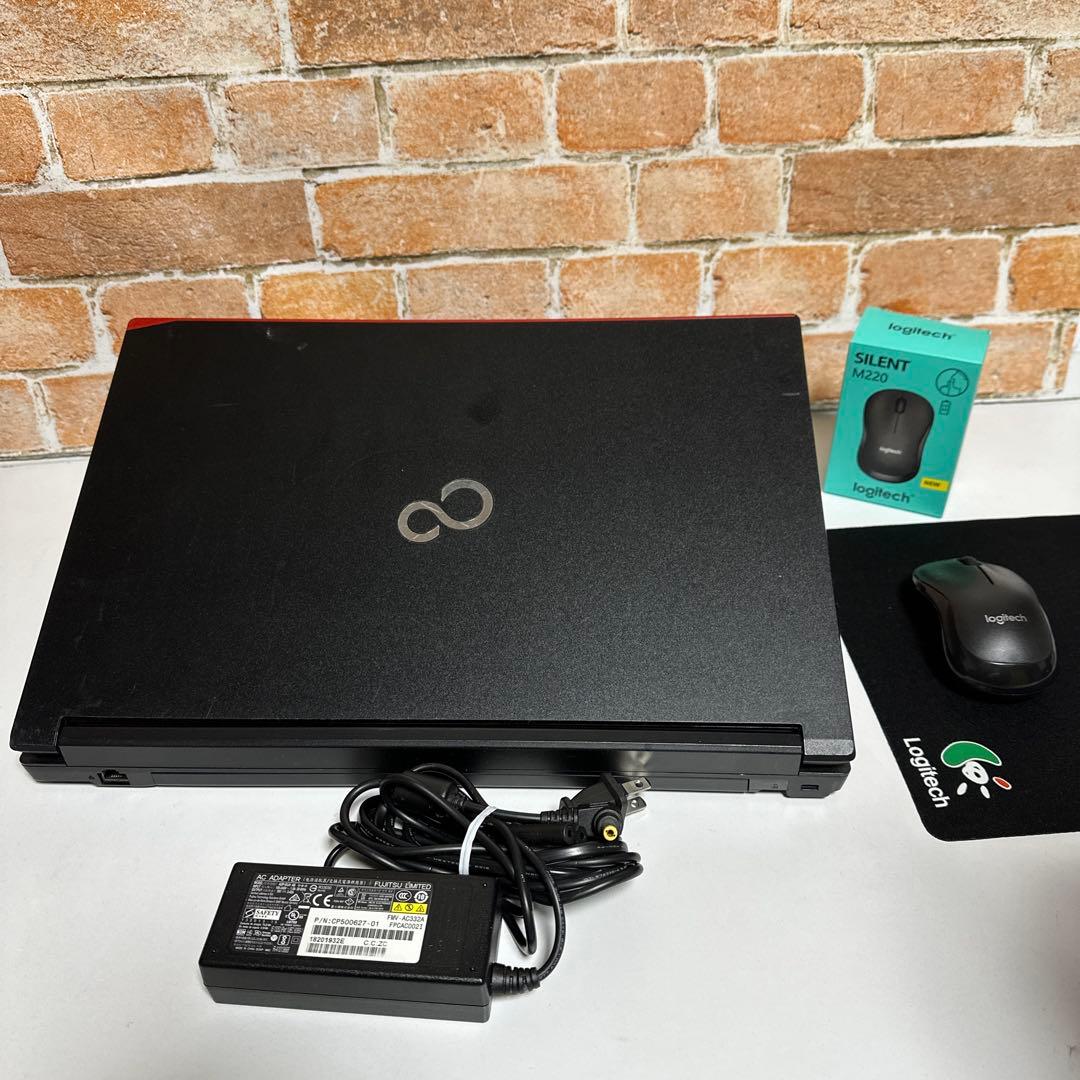 富士通ノート PC Core i5 SSD256GB メモリ8GB Win11