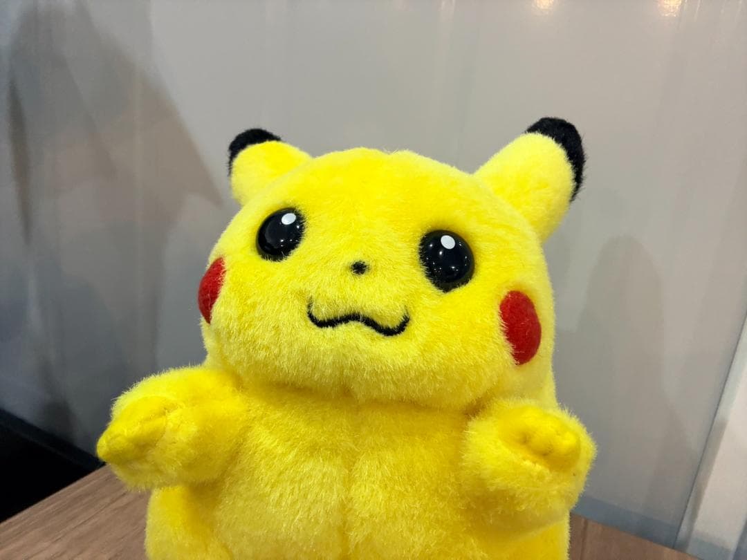 【美品】初期ピカチュウ TOMY ぬいぐるみ ポケモン