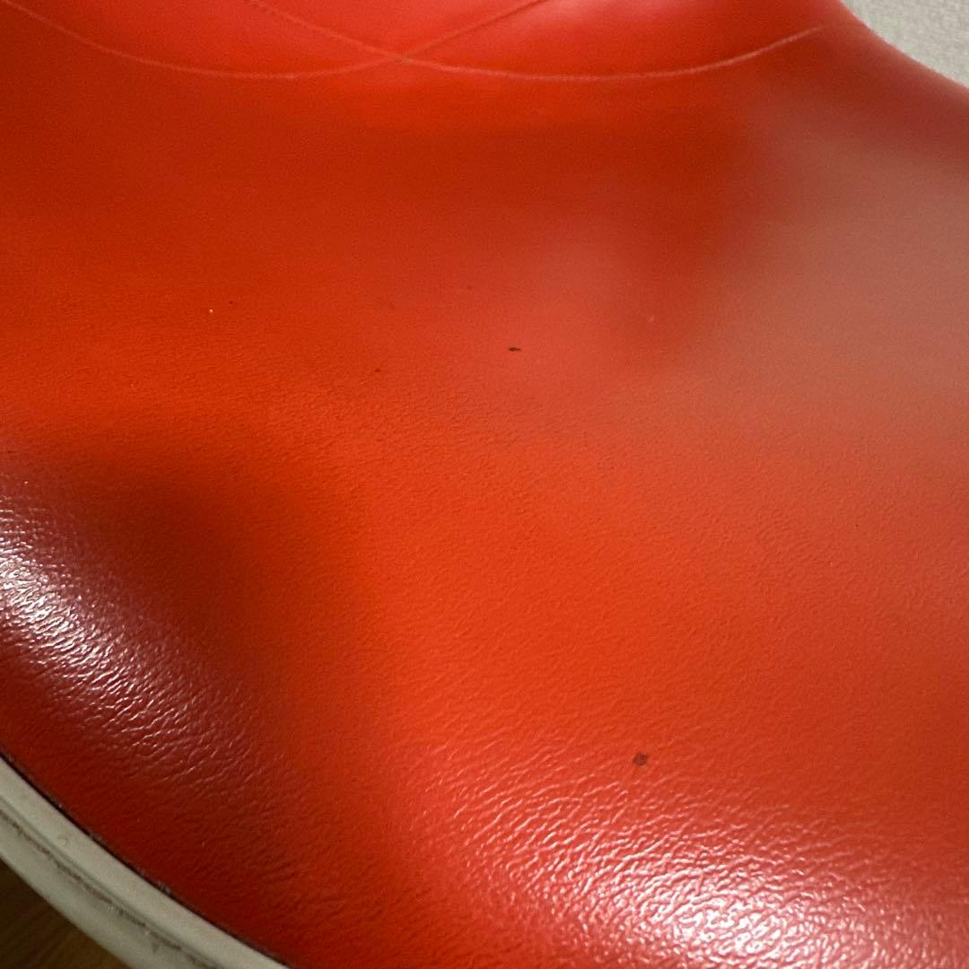 イームズチェア　スタッキングベース　オレンジ1