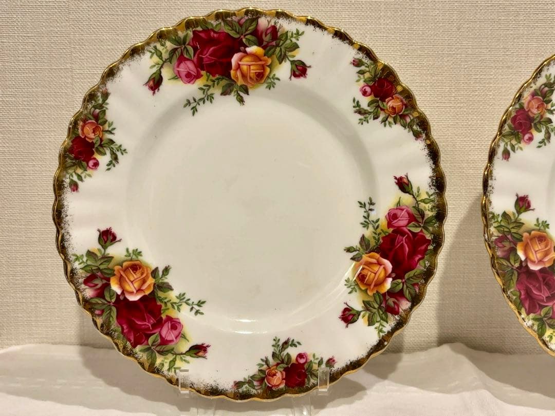 オールドカントリーローズ カップ＆ソーサー、ケーキプレートトリオ2セット