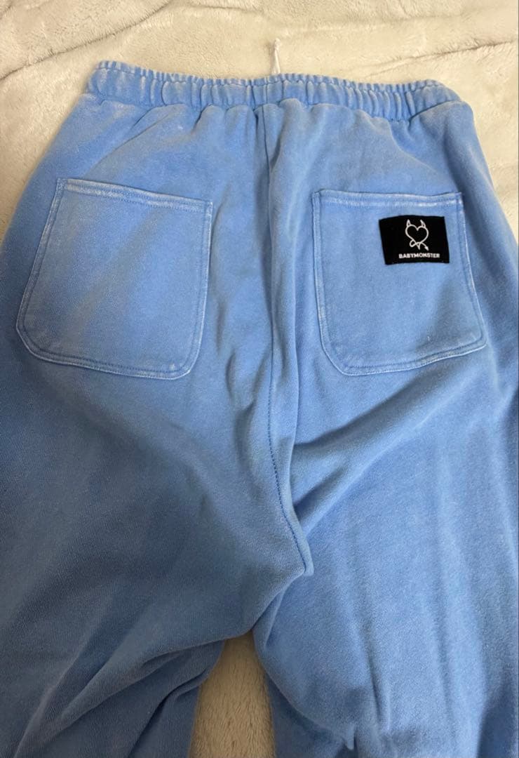 BABYMONSTER ジップフーディー Blue Short スウェットパンツ