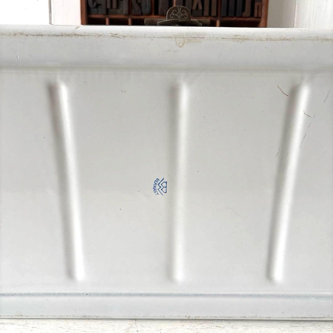 ドイツアンティーク☘️ホーロー 薔薇模様 ブレッドケース ボックス BOX