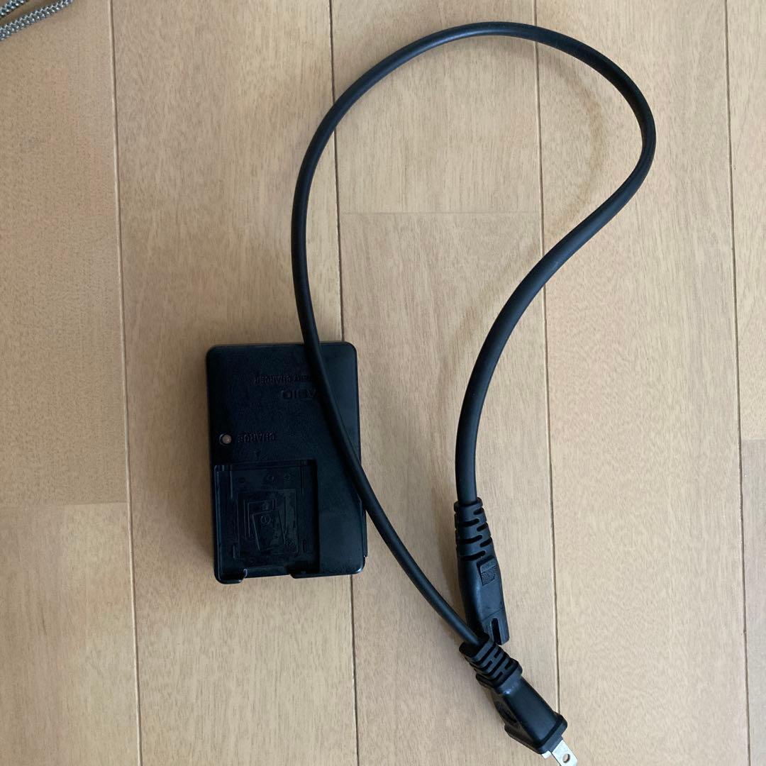 CASIO EXILIM 10.1メガピクセル EX-Z270