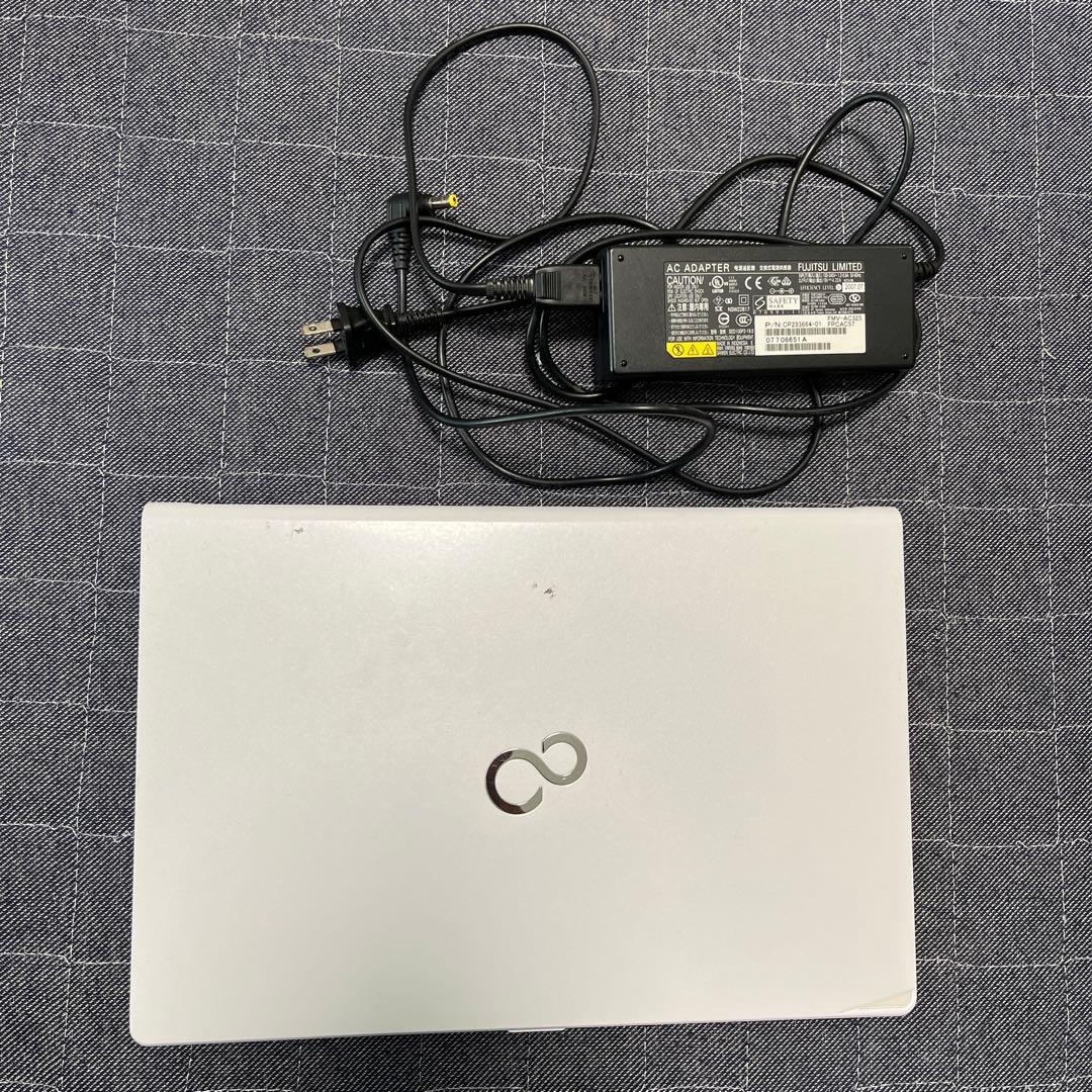 LIFEBOOK SH90/T Core i5 SSD256GB タッチパネル