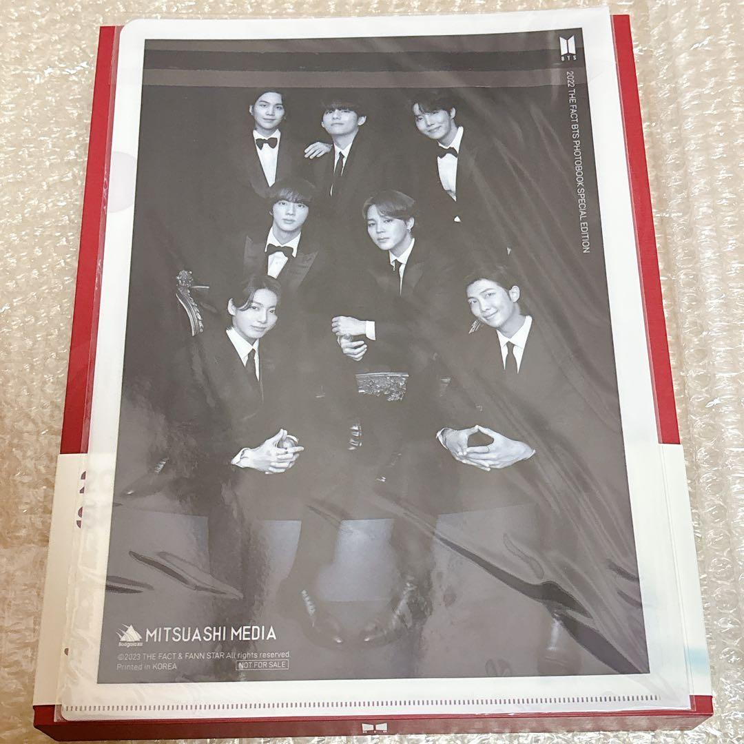 2022 THE FACT BTS PHOTOBOOK V テテトレカ 写真集