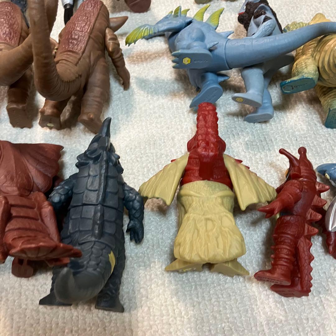 【まとめ売り】ウルトラマン怪獣超獣ソフビ22体　平成後半　おもちゃ玩具円谷英二