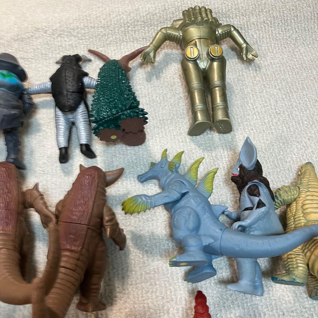 【まとめ売り】ウルトラマン怪獣超獣ソフビ22体　平成後半　おもちゃ玩具円谷英二