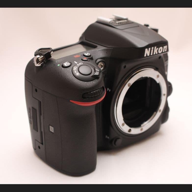 新品級!!ショット極少♪ニコン Nikon D7200 ボディ＃194