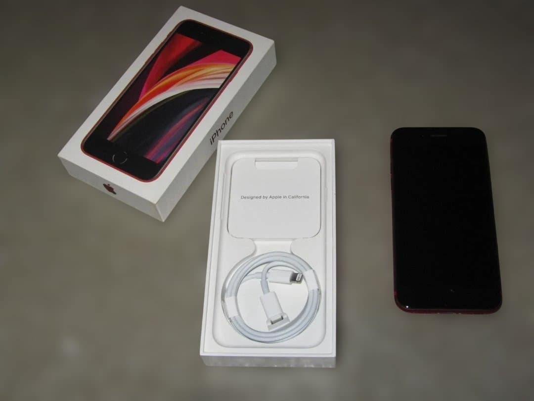 美品　iPhone SE 第2世代 赤 64GB SIMフリー 最大容量：91%