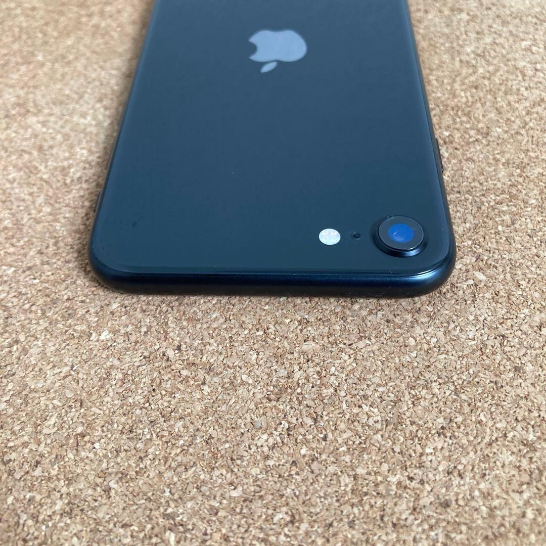 4144【早い者勝ち】電池新品☆iPhoneSE2 64GB SIMフリー☆