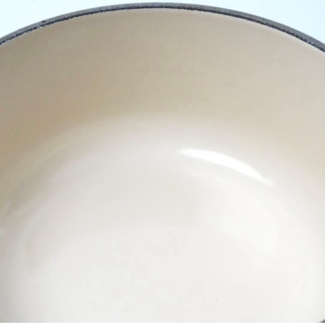 【美品】LE CREUSET　ソースパン　ブルーベルパープル　18cm