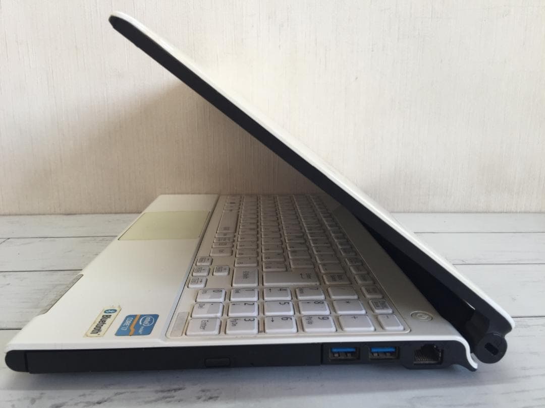 直ぐ使える LaVie M LM750 13.3型/DVD/Office/Win