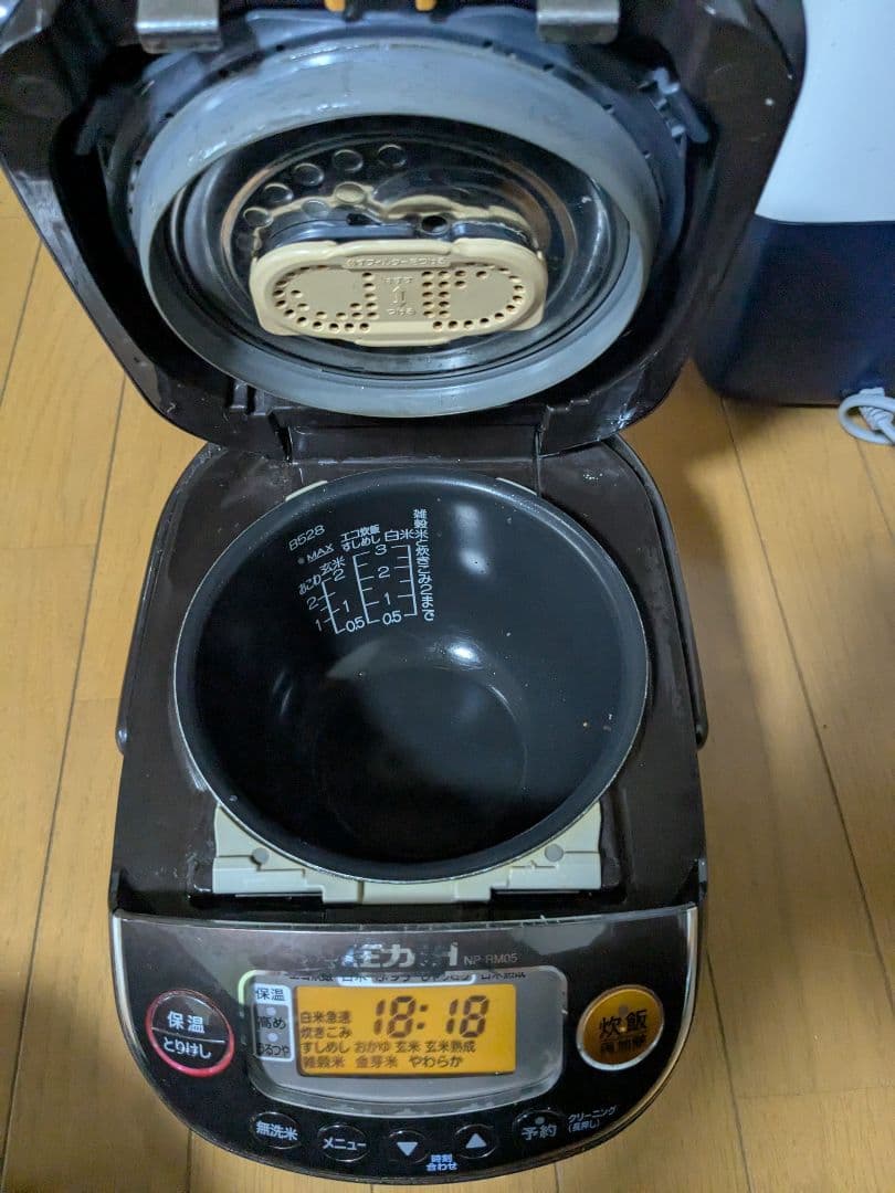 象印製 炊飯器NP-RM05