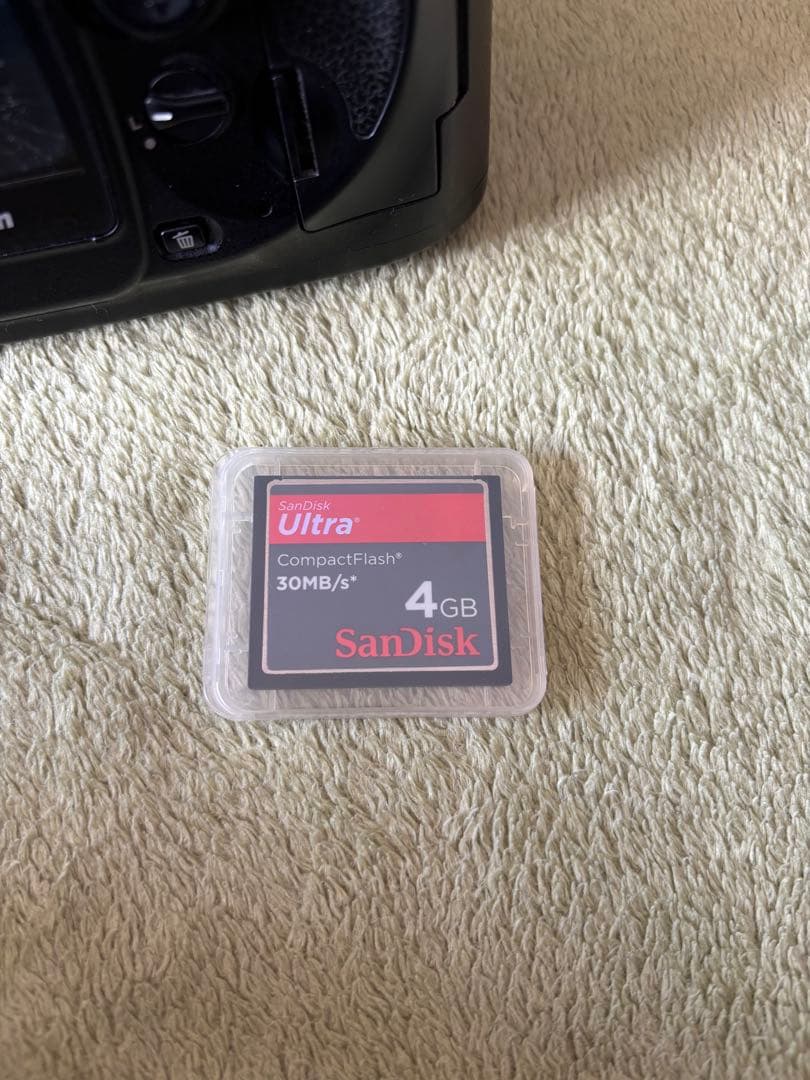 Nikon D100 デジタル一眼レフカメラ