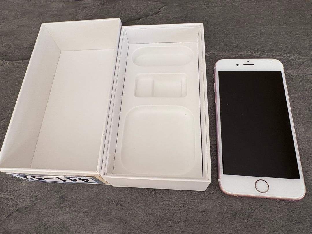 Boo※箱無し※128GB iPhone 6s SIMフリー
