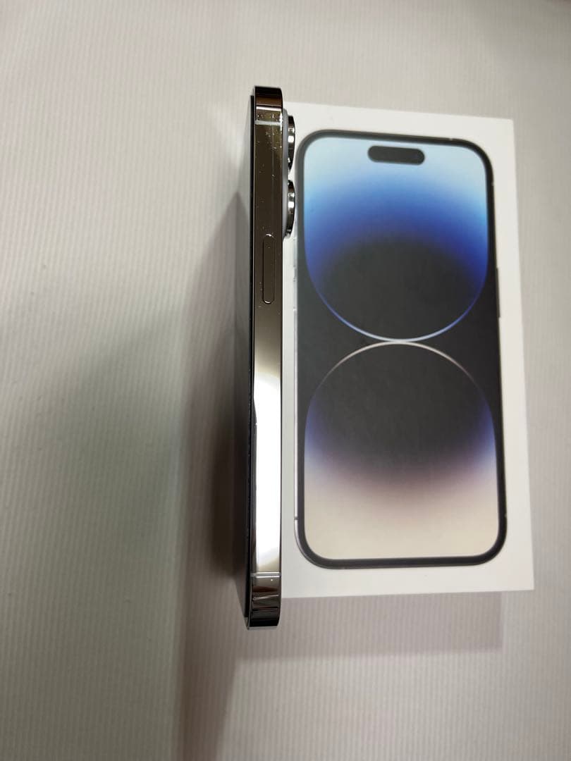 SIMフリー　iPhone14pro 256gb