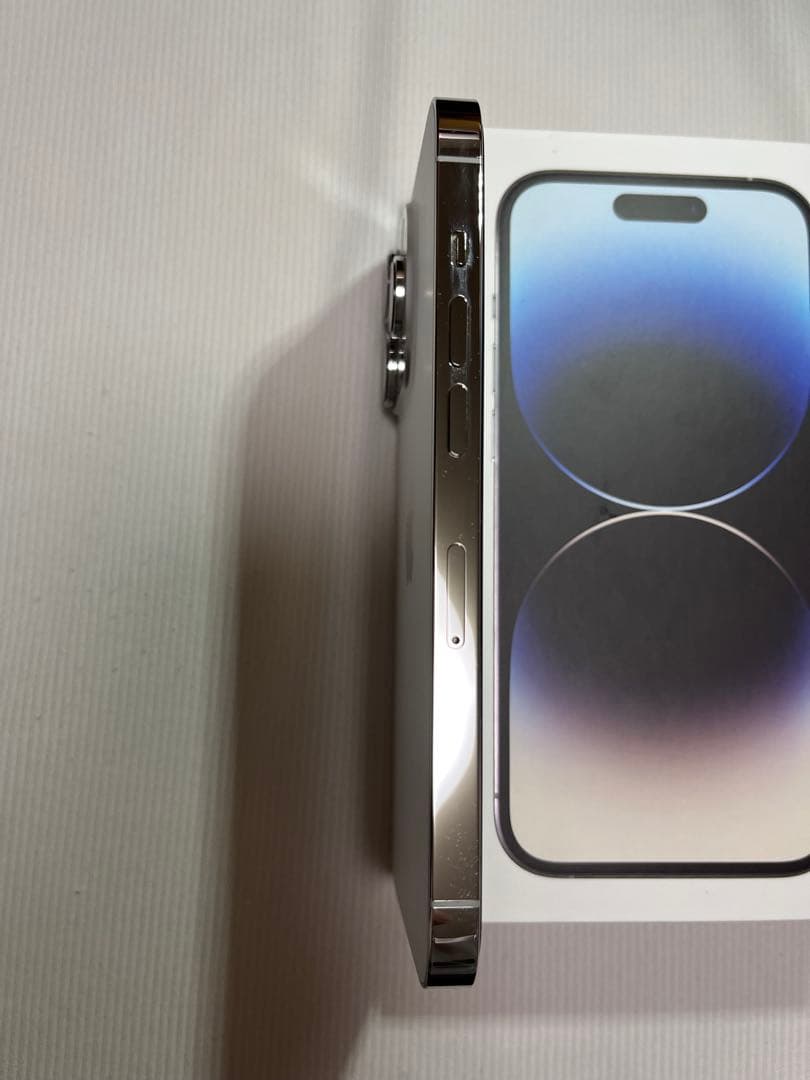 SIMフリー　iPhone14pro 256gb