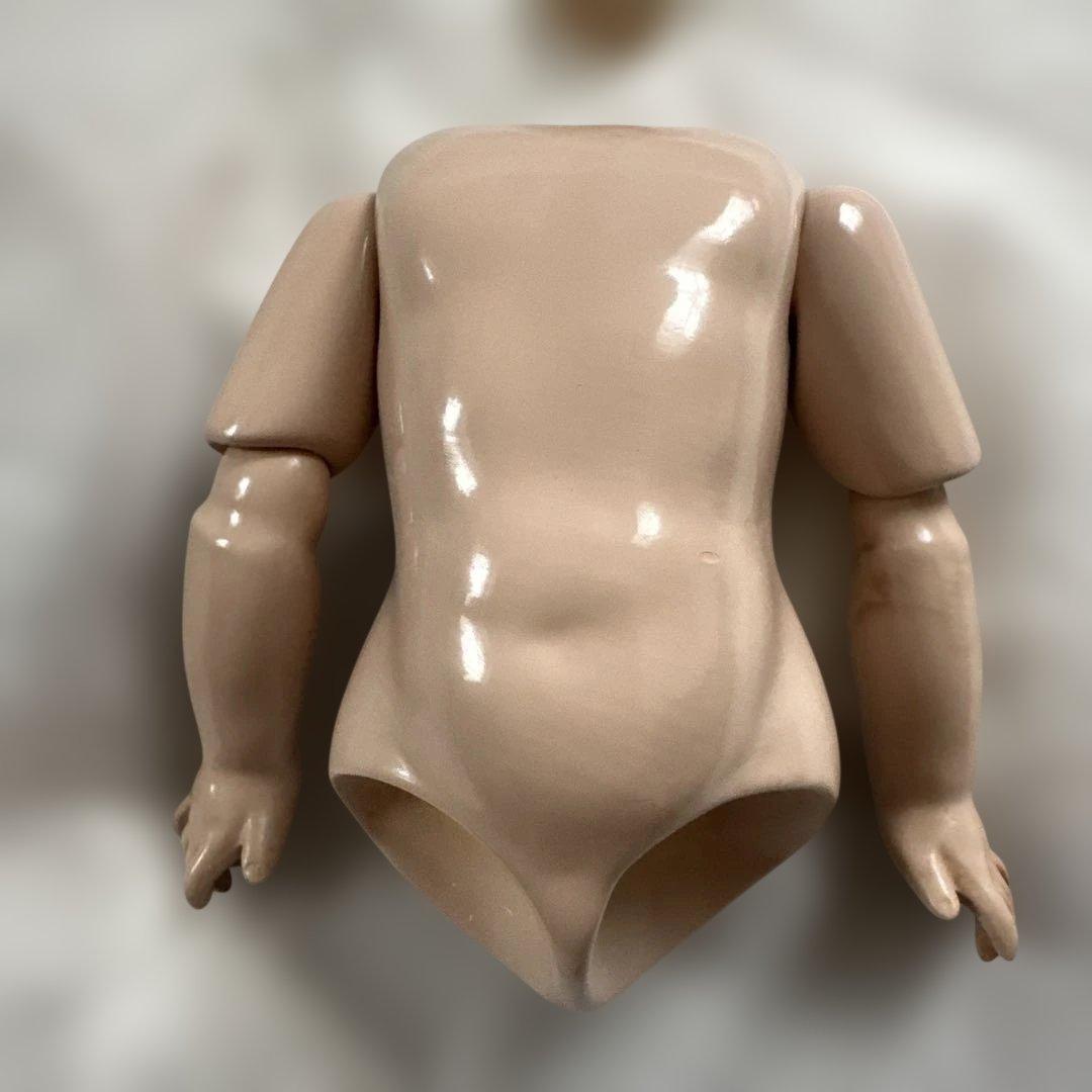 ビスクドール　ボディ　real seeley body USA