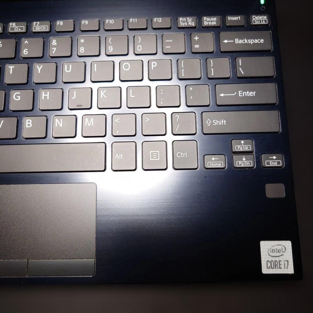 【新品SSD1TB！】最上級i7 メモリ16GB ノートパソコン【USキー】
