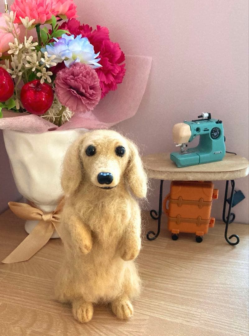 羊毛フェルト　ミニチュアダックス　たっち
