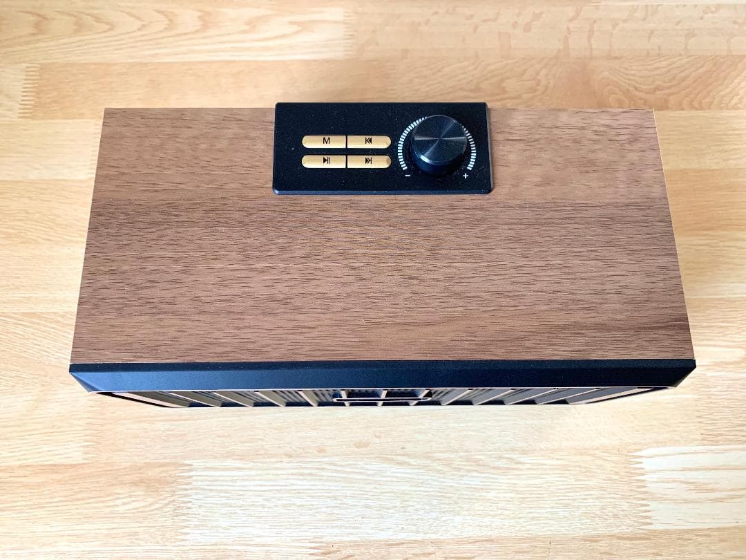 英国 レトロウッドスピーカー デザインスピーカー BTワイヤレススピーカー