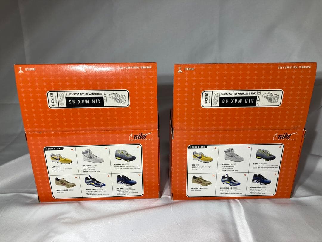 BOWEN製 NIKE AIRMAX95 フィギュア 2個 イエロー