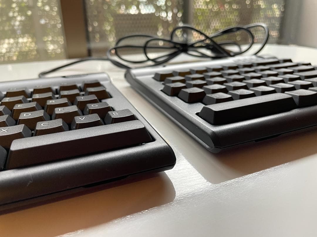保*精様 KINESIS Freestyle 2 PC用分割型キーボード