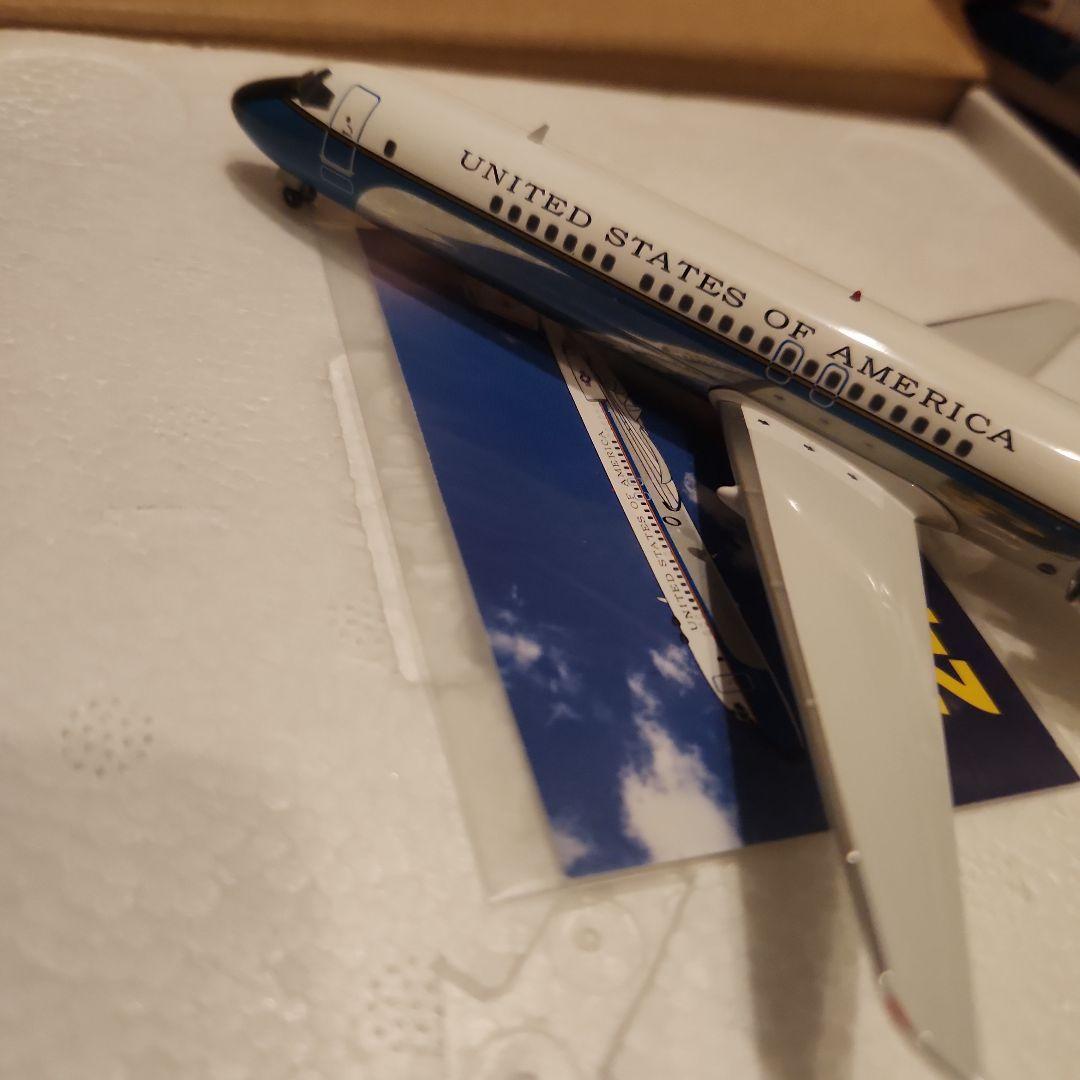 McDonnell Douglas DC-9-30 限定版240