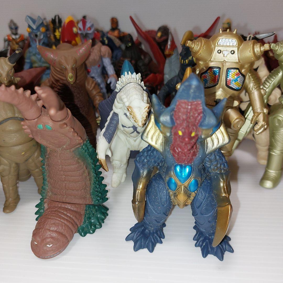 ウルトラマン　ウルトラ怪獣500シリーズ　まとめ売り37体！生産終了品ソフビ