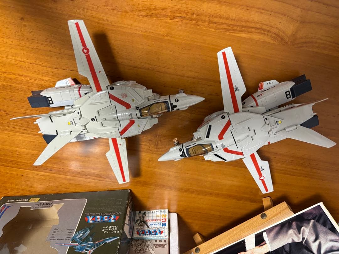 VF-1J バルキリー 1/55 二つの架