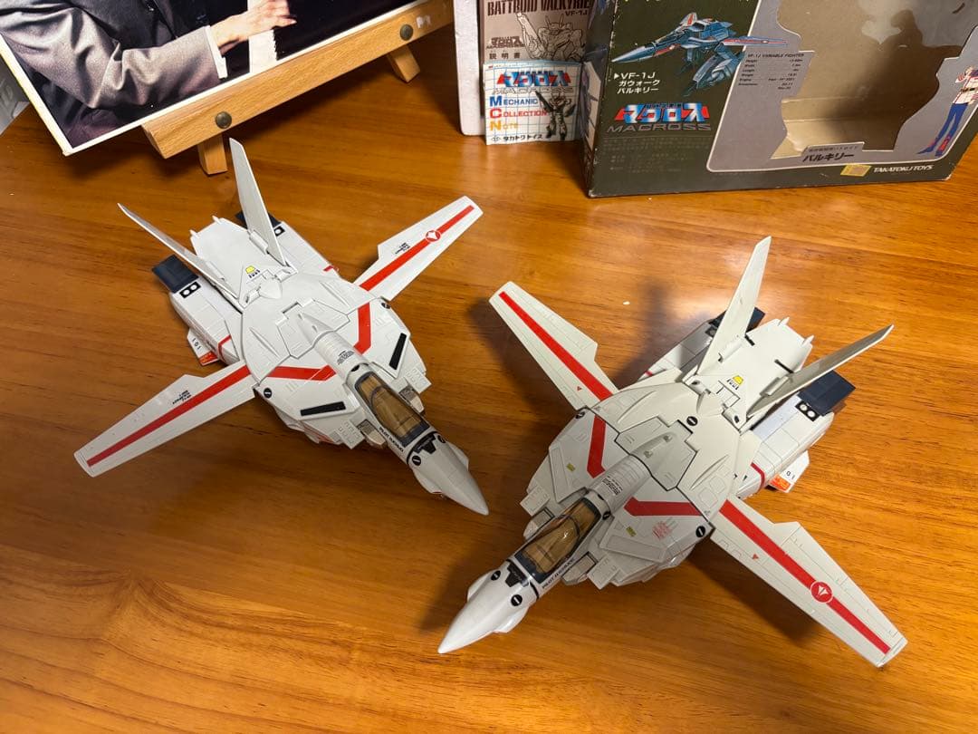 VF-1J バルキリー 1/55 二つの架