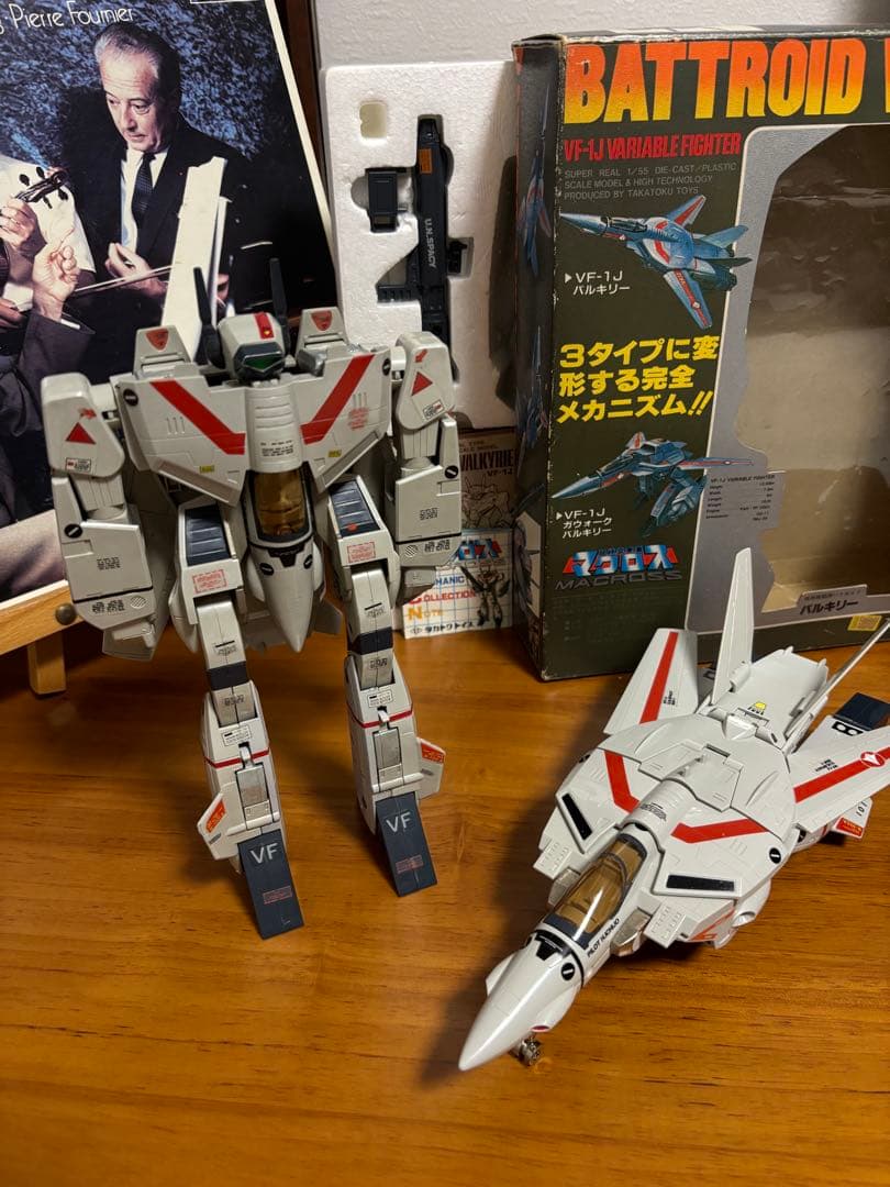 VF-1J バルキリー 1/55 二つの架