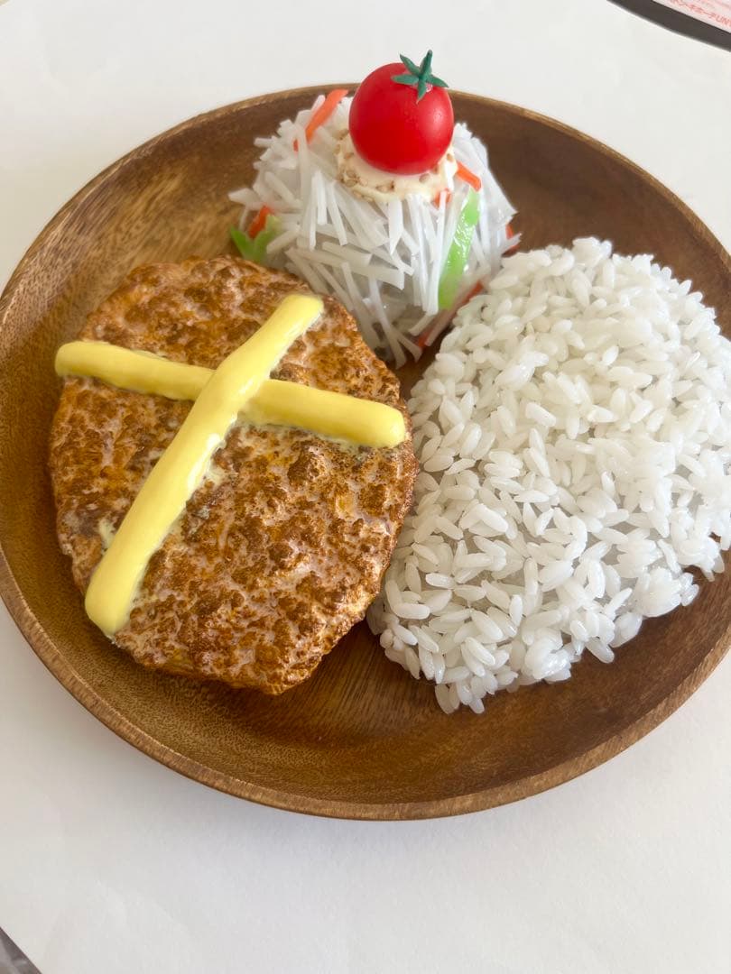 食品サンプル　チーズバーグディッシュM びっくりドンキー