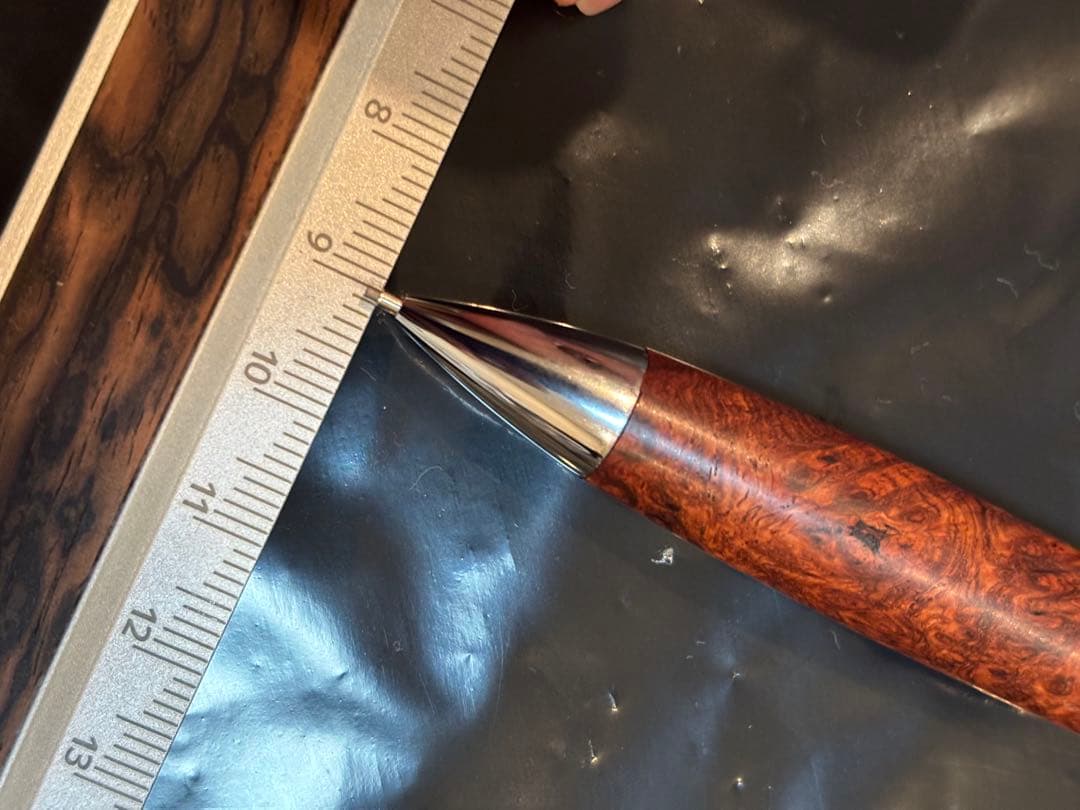 工房 楔 本花梨 瘤 紅白 スポルテッド 木軸 シャープペン 0.9mm