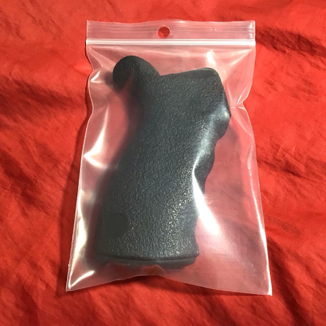ブラックホーク製　実物M4用エルゴノミックグリップ BK 新品