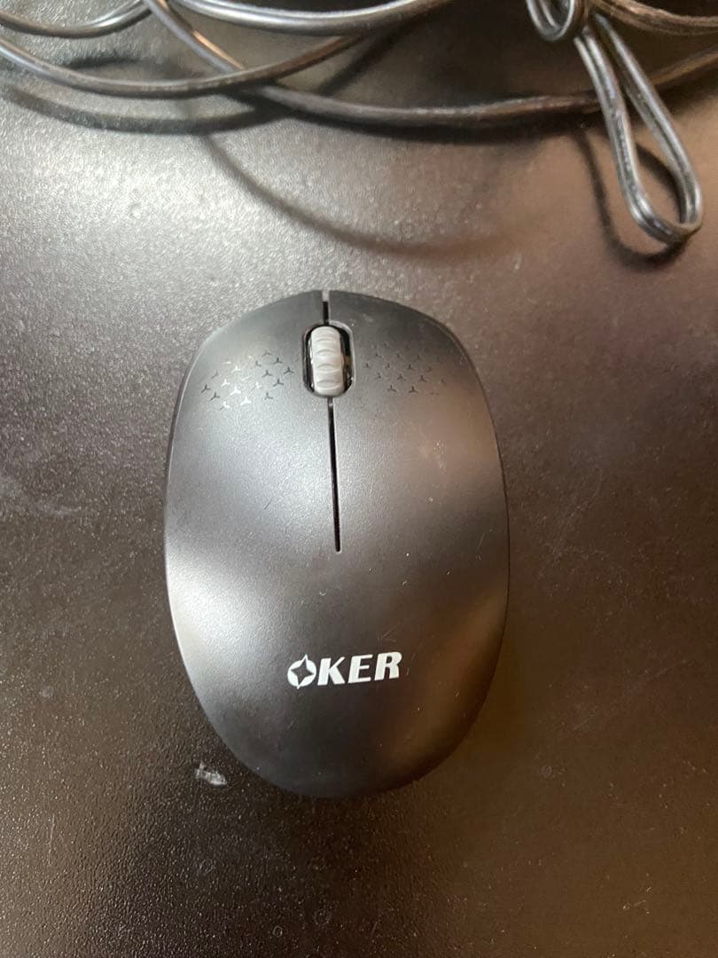 富士通　LIFEBOOK AH77/G レッド　RAM 16.0GB