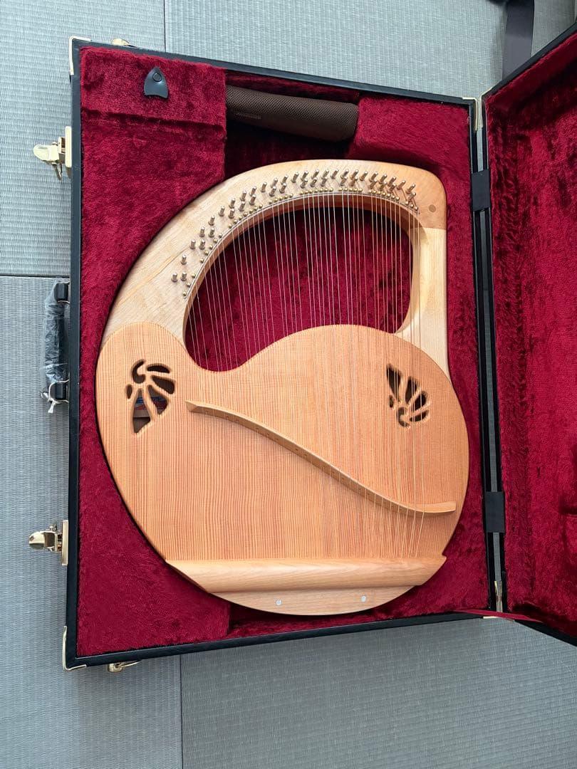 ソプラノライアー42弦(専用ケース付き) アフロディーテの竪琴、ライアー