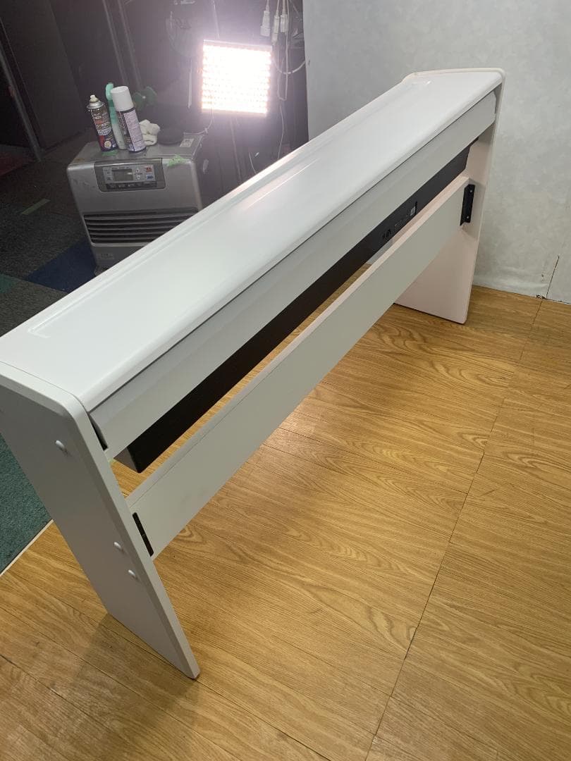 K◇107 KORG 電子ピアノ LP-180