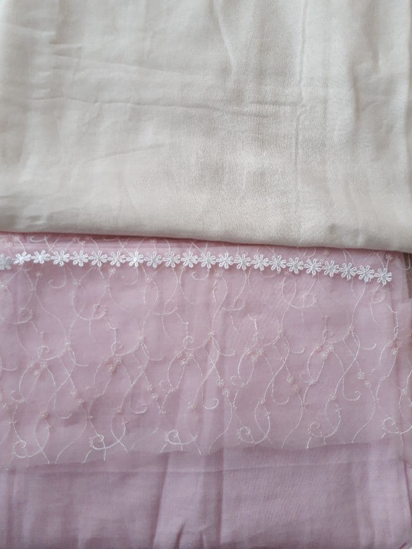 3点【送料無料】いちごのドレスワンピーススタイ&ベビーハット&結びリボンゴム